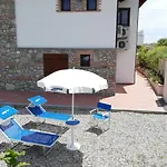 Hotel apartamentowy Ludomar Country - &