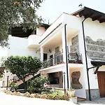 Hotel apartamentowy Ludomar Country - & Sant'Andrea Apostolo dello Ionio