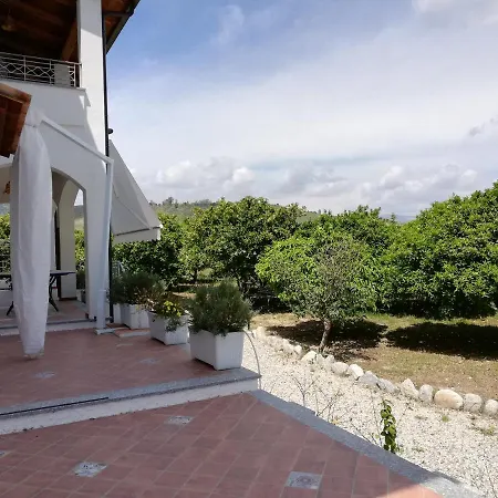 Ludomar Country - & 4*