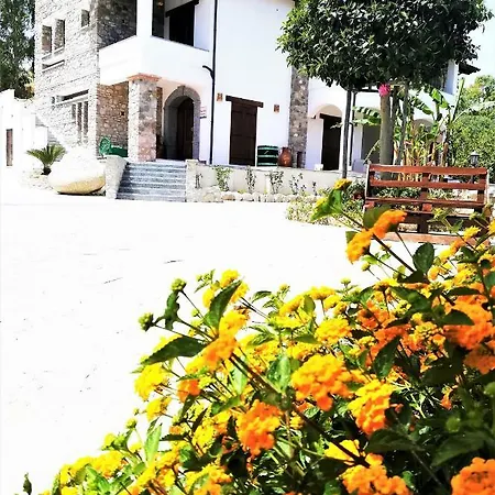 Apartmanhotel Ludomar Country - &