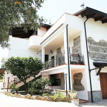 Apartmanhotel Ludomar Country - & Sant'Andrea Apostolo dello Ionio